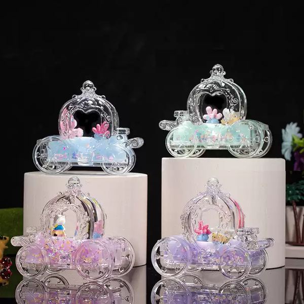 Carroza decorativa souvenir con líquido acrílica
