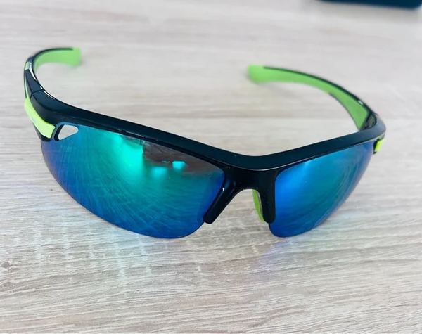 Lentes tornasolados