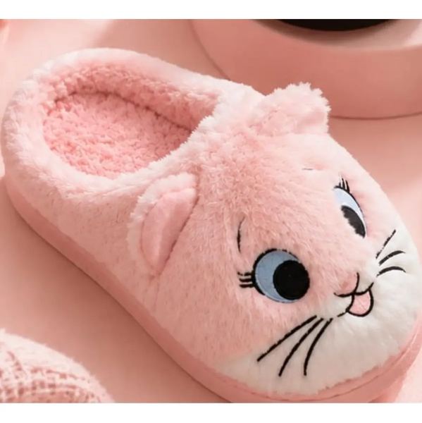Pantufla de hámster rosa con peluche